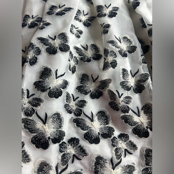 Talbots Black and Cream Butterfly A-Line Skirt EUC Sz 6 feminine fairy - Picture 10 of 10